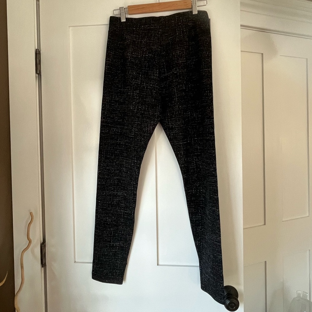 LOFT Lou & Grey tapered pants, size M. NWT